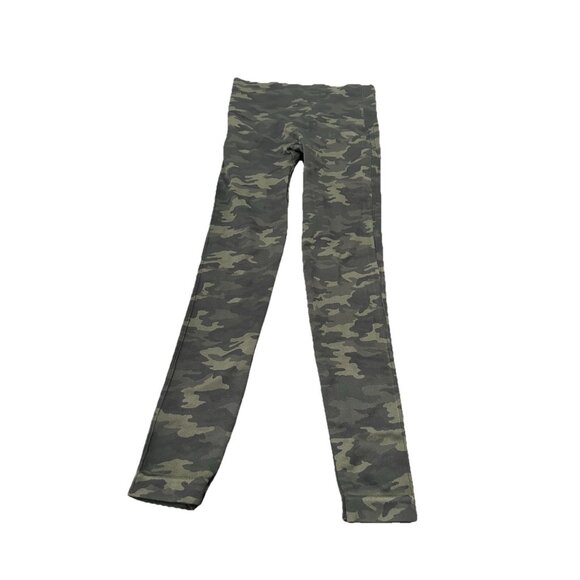 Spanx Look at Me Now Seamless Leggings - FL3515 - Green Camo - Medium - Picture 2 of 4